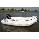 Моторний поліетиленовий човен Whaly 270