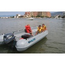 Моторний човен поліетиленовий Whaly 370 LF