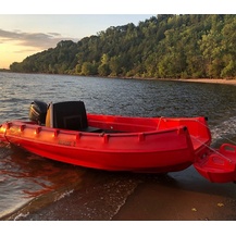 Моторная полиэтиленовая лодка Whaly 500 R